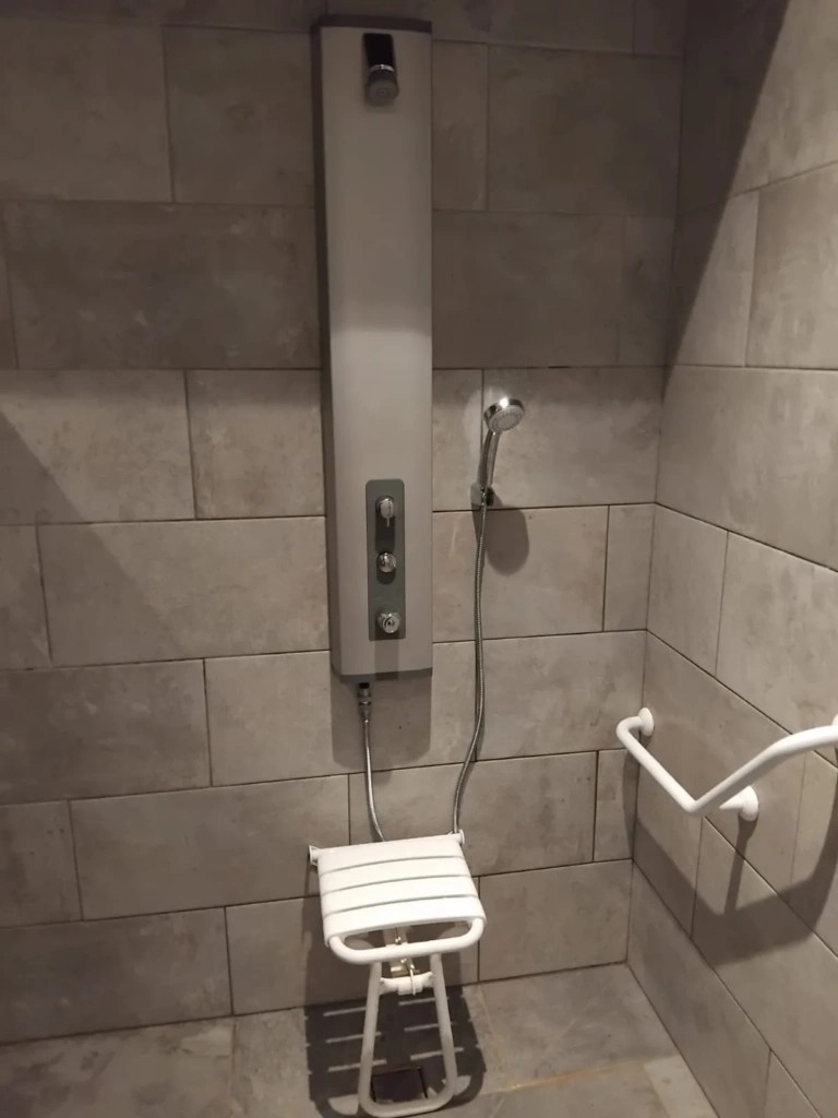 Douche PMR à Nantes